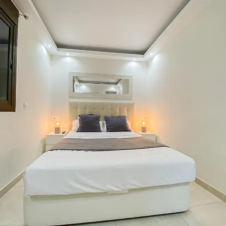 Lovely 2 Bedroom With Garage In Puerto Banus